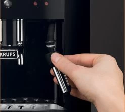 KRUPS Arabica Deluxe Edition YY3072FD -Café Boissons Magasin machine a cafe krups yy3072fd buse