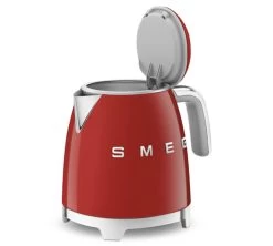 Mini Bouilloire SMEG Rouge - KLF05RDEU 0,8 L + Offre Cadeau 13 Mini Bouilloire SMEG Rouge - KLF05RDEU 0,8 L + Offre Cadeau -Café Boissons Magasin smeg minib rouge5